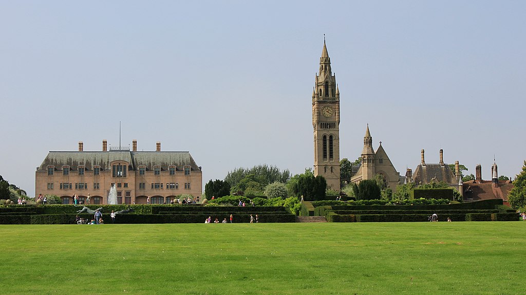 Eaton Hall And Chapel