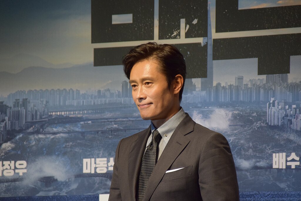 Lee Byung Hun.2019